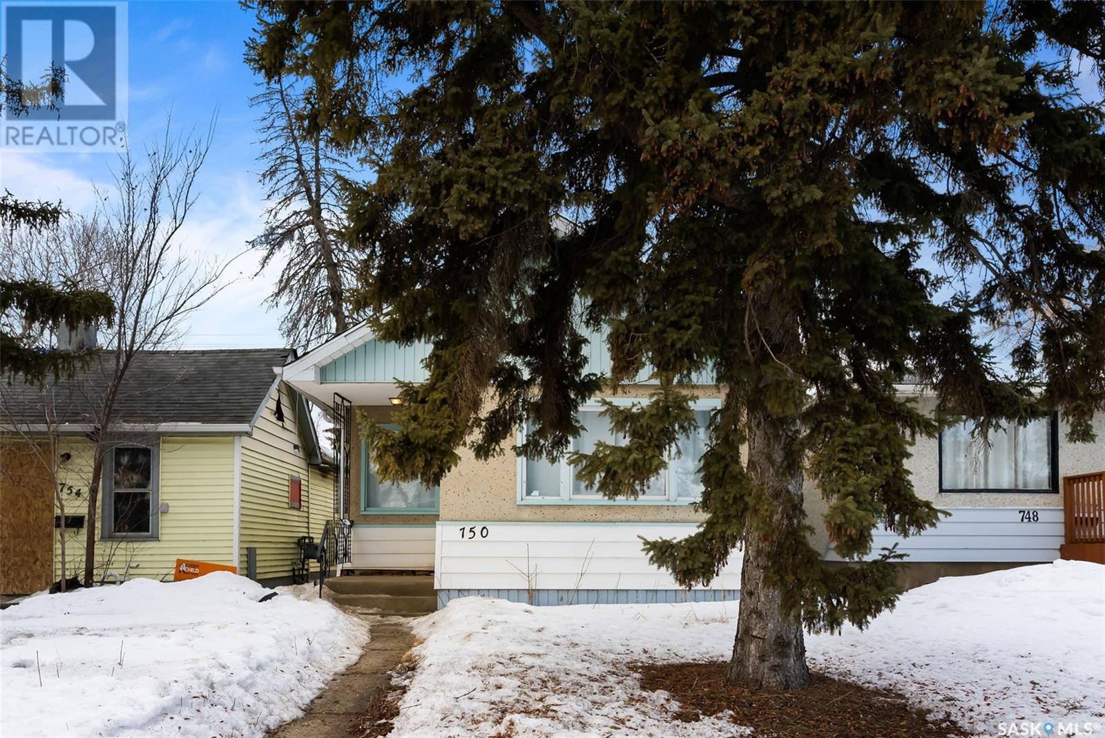 Property at 750 RAE STREET image 3