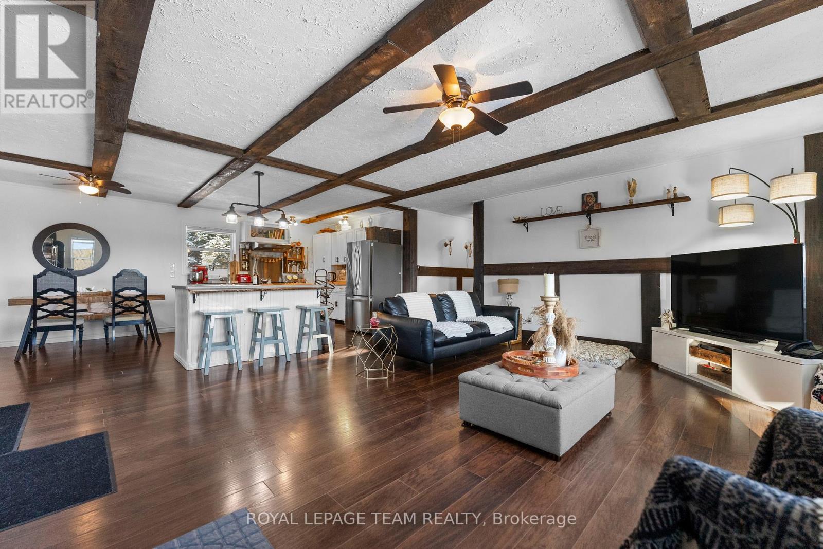 105 Heins Road, Lyndoch And Raglan, Ontario  K0J 2E0 - Photo 16 - X12003392