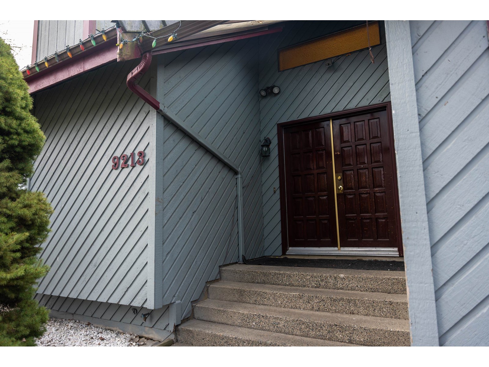 Property at 9213 133RD STREET image 2