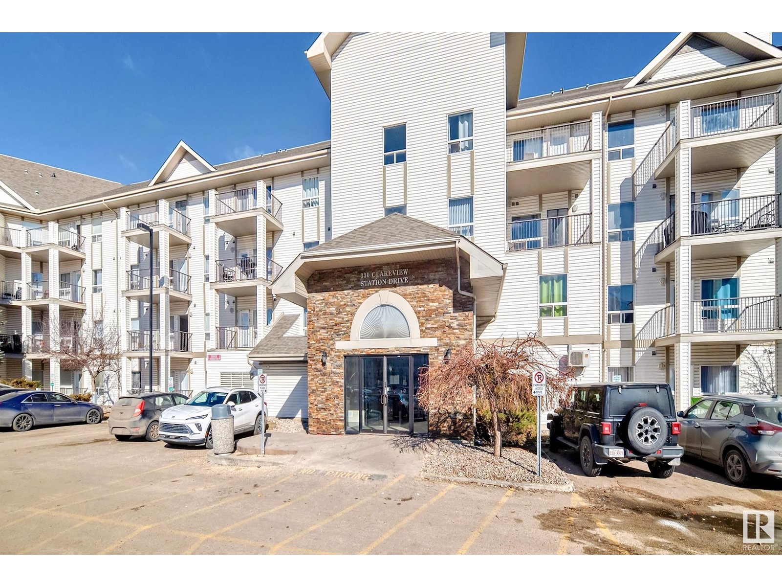 Property at #1130 330 CLAREVIEW STATION DR NW image 3