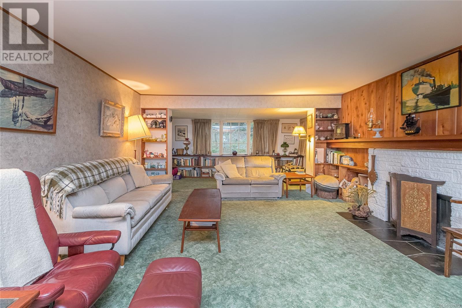 Property at 1247 Goldstream Ave image 4