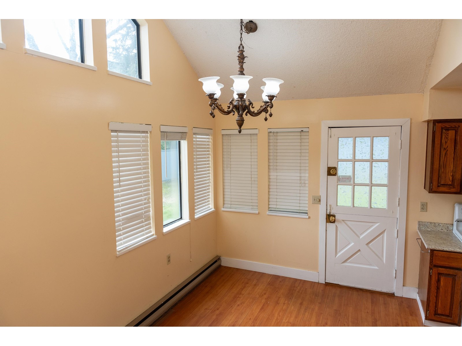 9213 133rd Street, Surrey, British Columbia  V3V 7E3 - Photo 8 - R2971995
