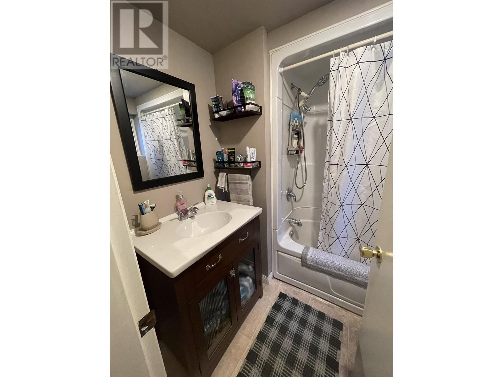 6655 Strathmore Avenue, Burnaby, British Columbia  V5E 3H8 - Photo 17 - R2974135