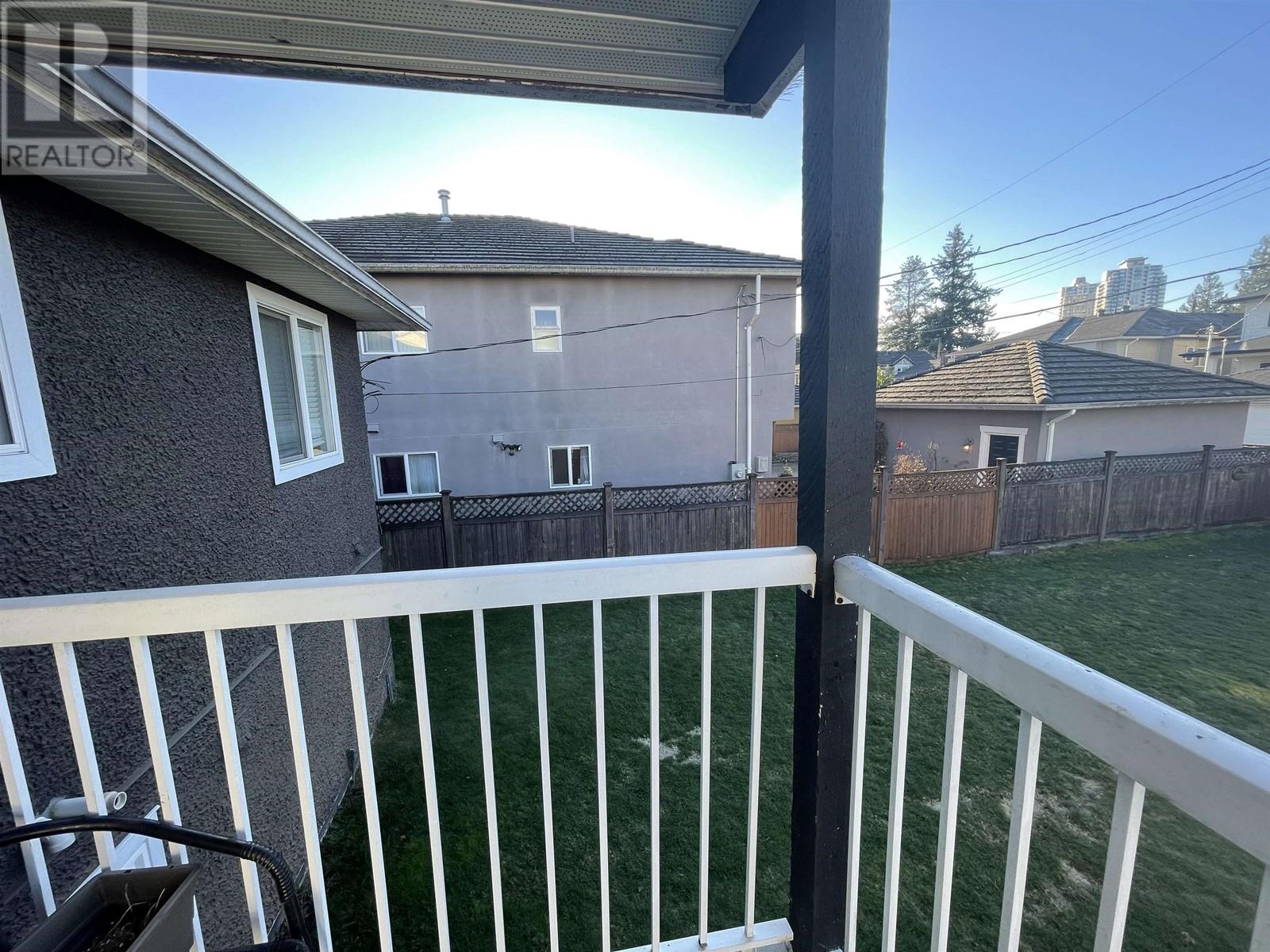 6655 Strathmore Avenue, Burnaby, British Columbia  V5E 3H8 - Photo 4 - R2974135