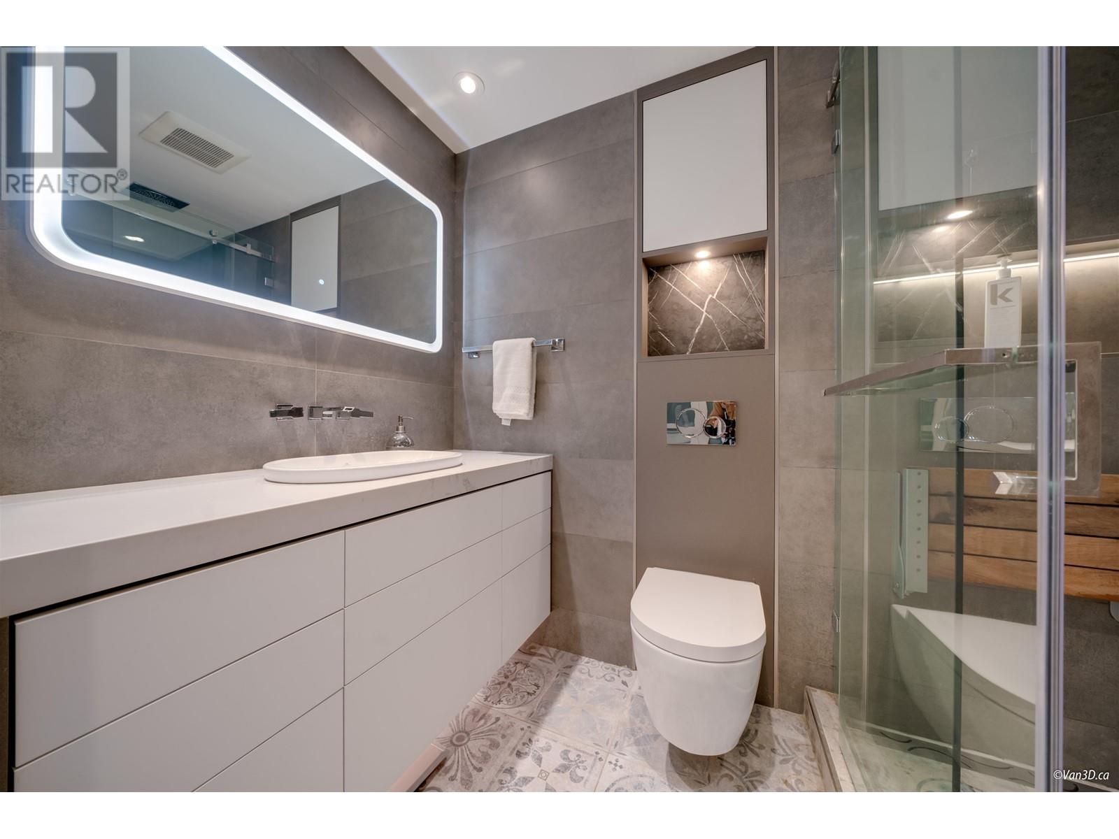 3903 Pender Street, Burnaby, British Columbia  V5C 2L7 - Photo 21 - R2974372