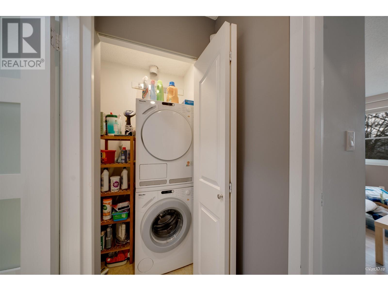 3903 Pender Street, Burnaby, British Columbia  V5C 2L7 - Photo 27 - R2974372
