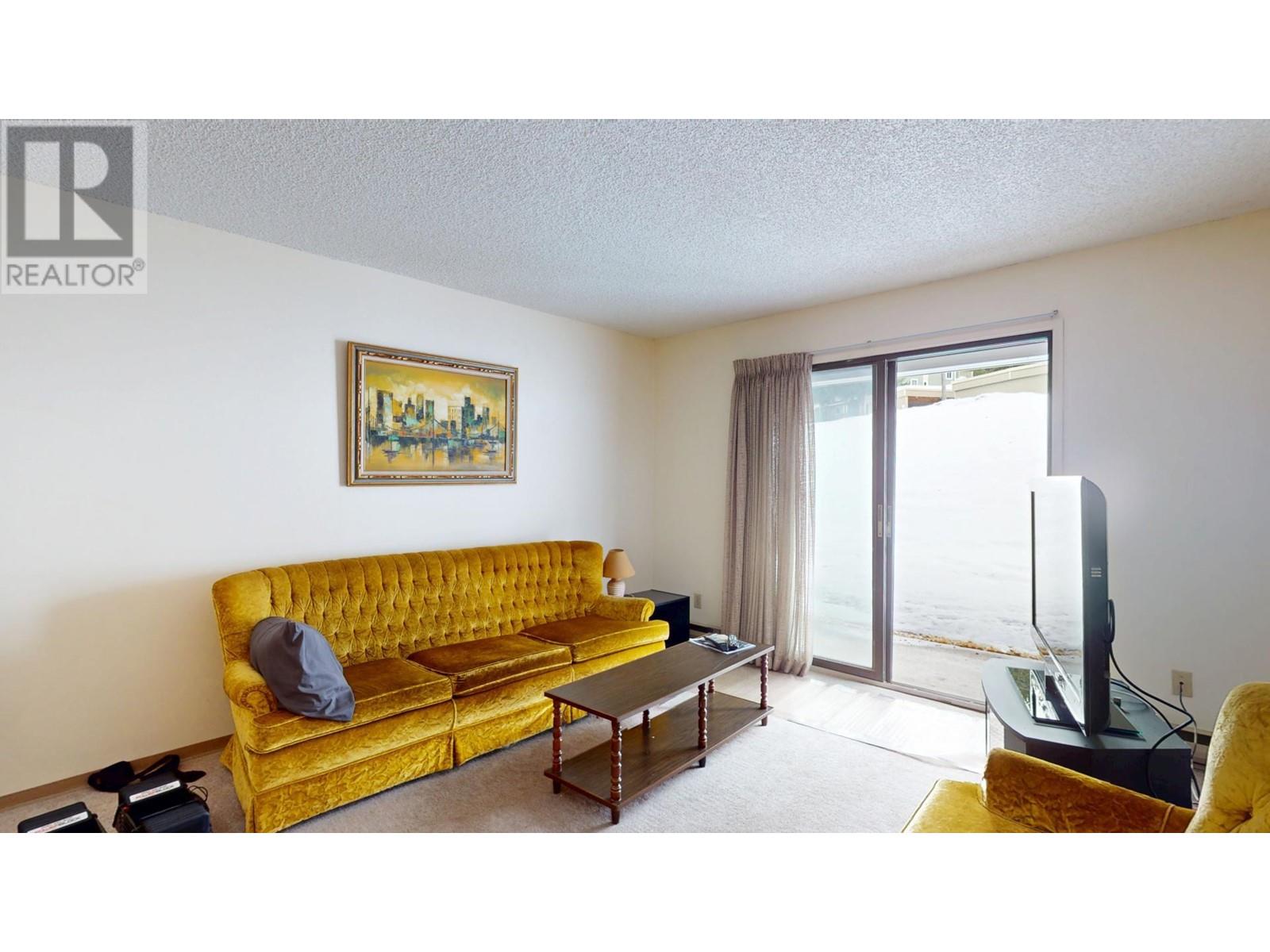 1804 Alpine Drive Unit# 210, Elkford, British Columbia  V0B 1H0 - Photo 11 - 10329127