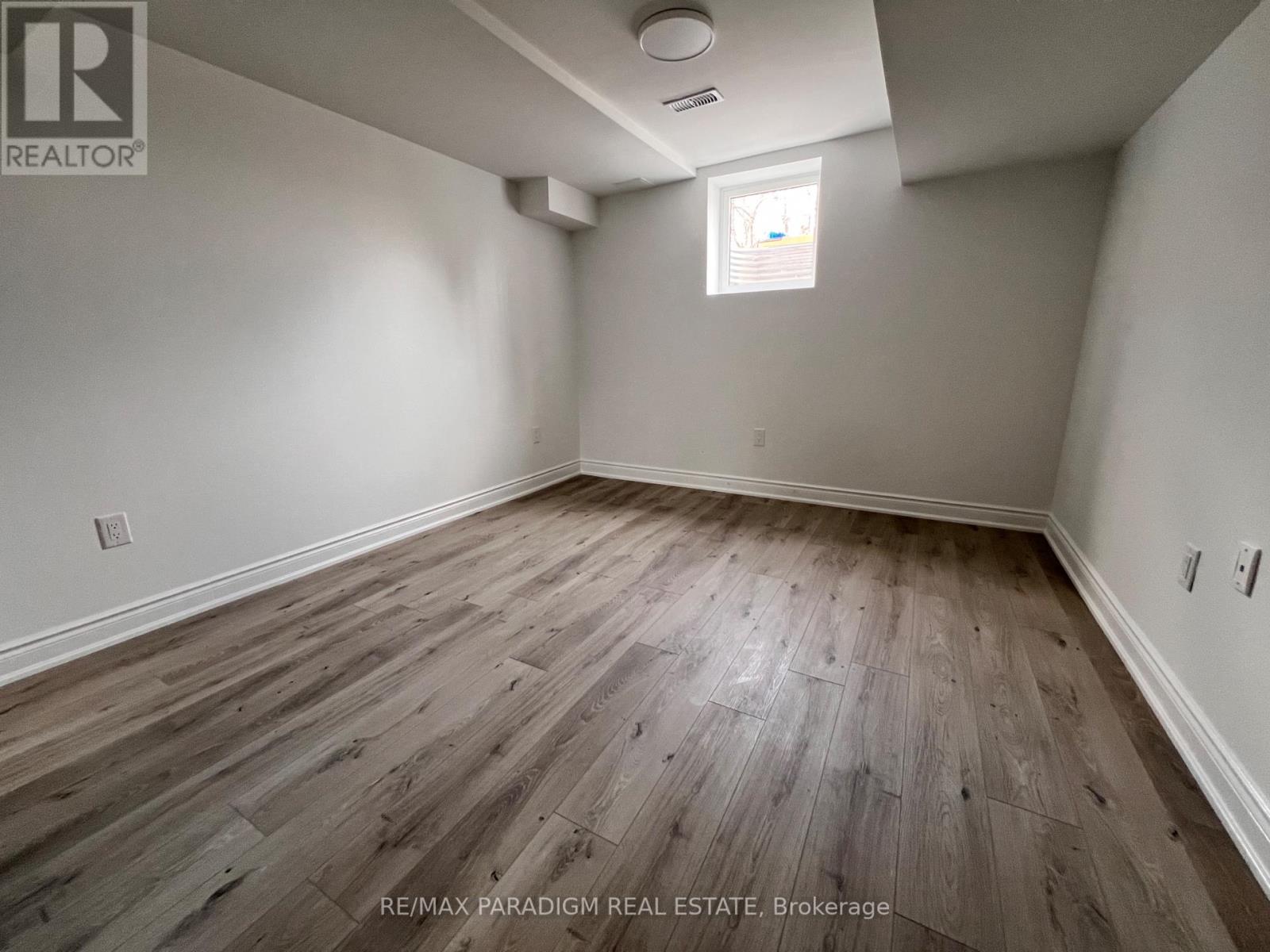 Bsmt - 691 Ashprior Avenue, Mississauga, Ontario  L5R 3N8 - Photo 10 - W12003417