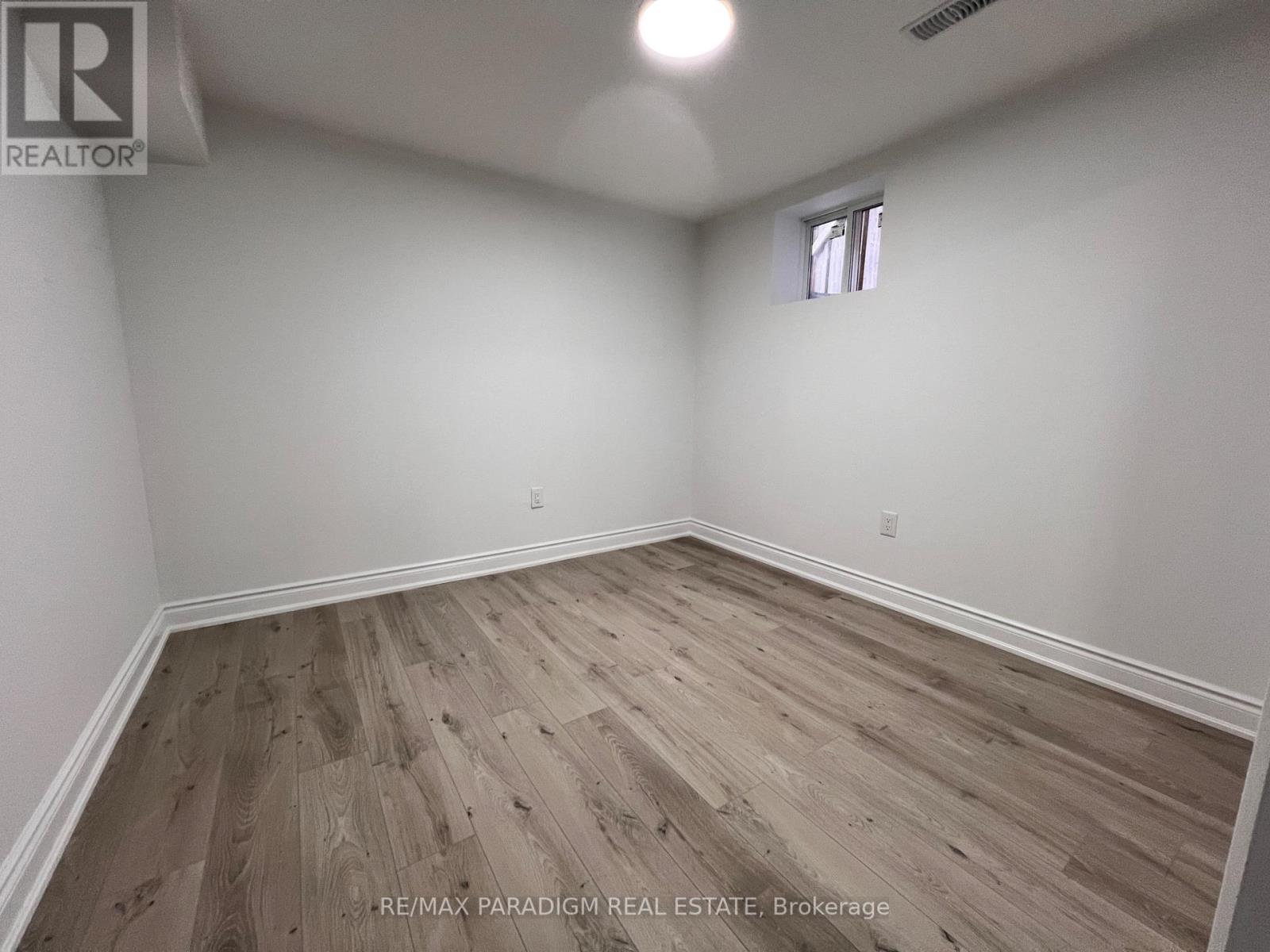 Bsmt - 691 Ashprior Avenue, Mississauga, Ontario  L5R 3N8 - Photo 12 - W12003417