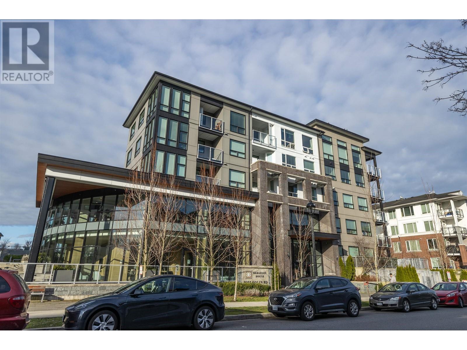 402 9233 ODLIN ROAD, richmond, British Columbia