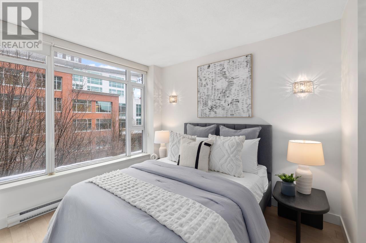 Listing Picture 12 of 31 : 406 1133 HOMER STREET, Vancouver / 溫哥華 - 魯藝地產 Yvonne Lu Group - MLS Medallion Club Member