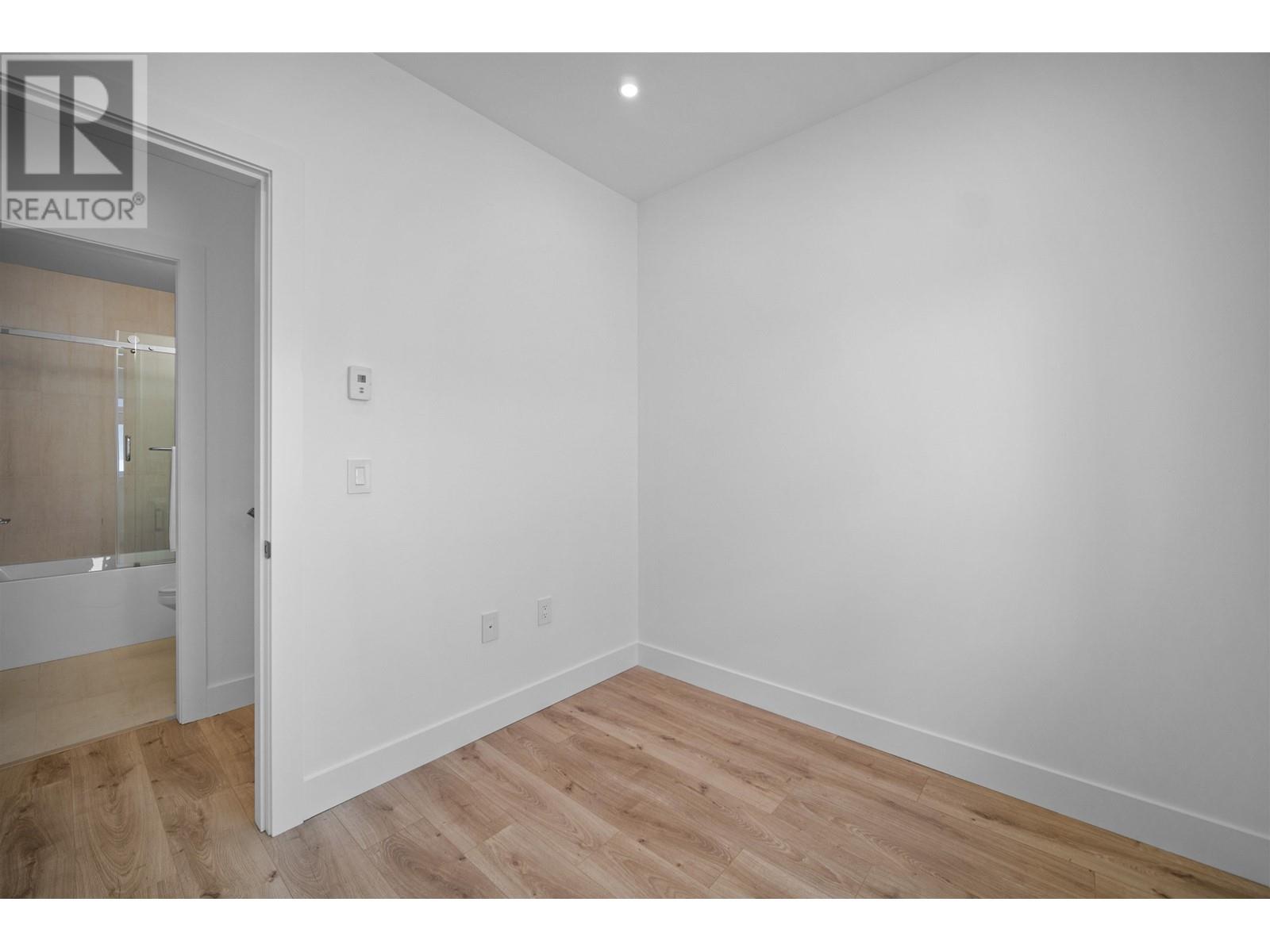 1 3644 E 28th Avenue, Vancouver, British Columbia  V5R 1T7 - Photo 8 - R2974150
