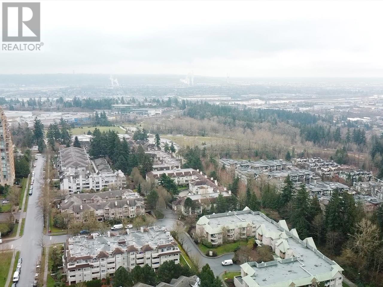 Listing Picture 30 of 31 : 34 7345 SANDBORNE AVENUE, Burnaby / 本拿比 - 魯藝地產 Yvonne Lu Group - MLS Medallion Club Member