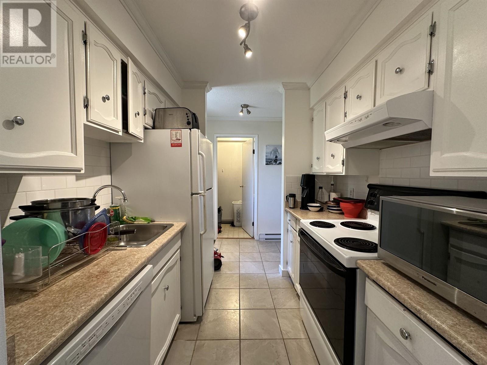 Property at 304 7851 NO. 1 ROAD image 3