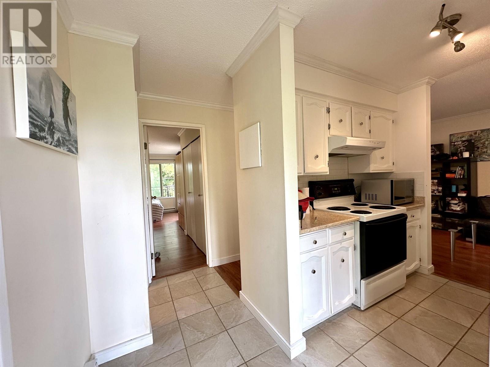 Property at 304 7851 NO. 1 ROAD image 2