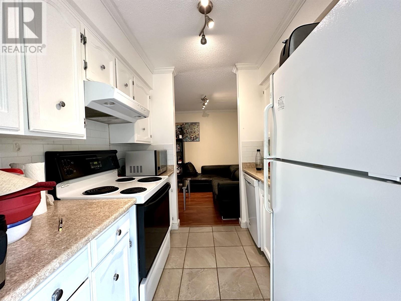 Property at 304 7851 NO. 1 ROAD image 4
