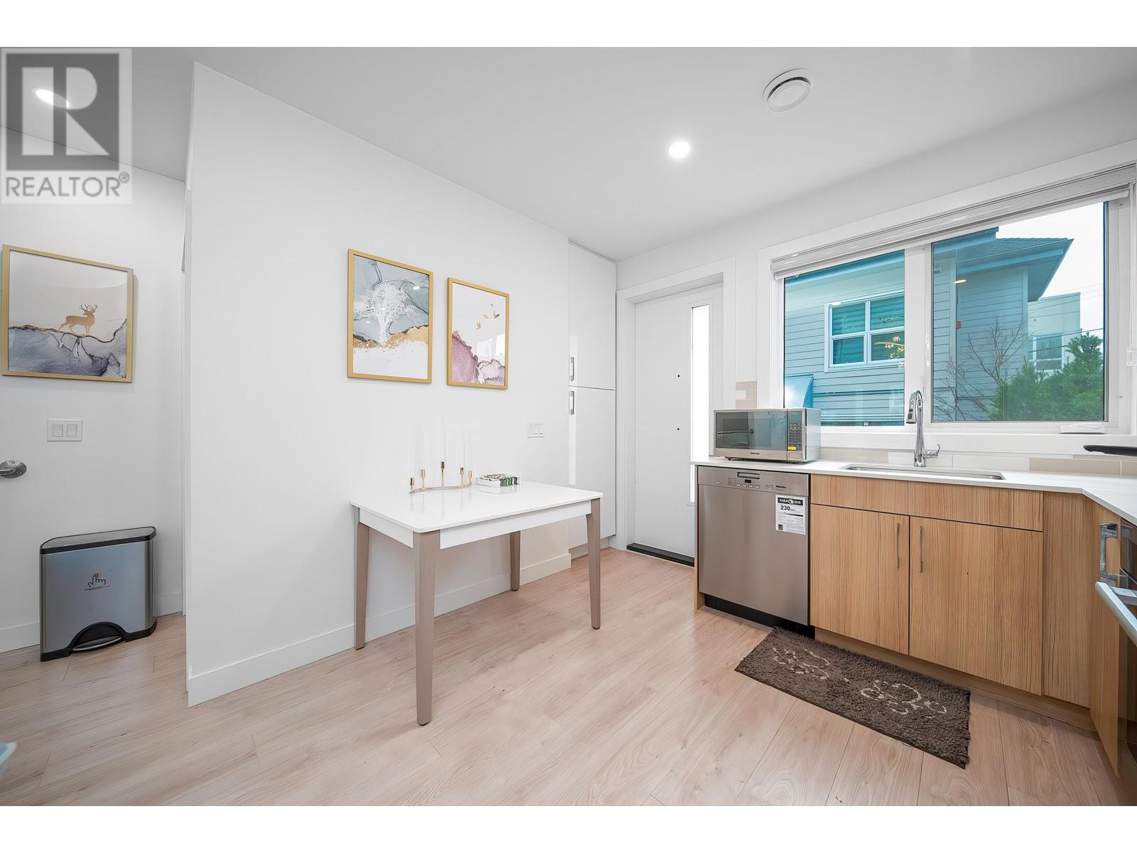 7871 French Street, Vancouver, British Columbia  V6P 4V8 - Photo 8 - R2970798