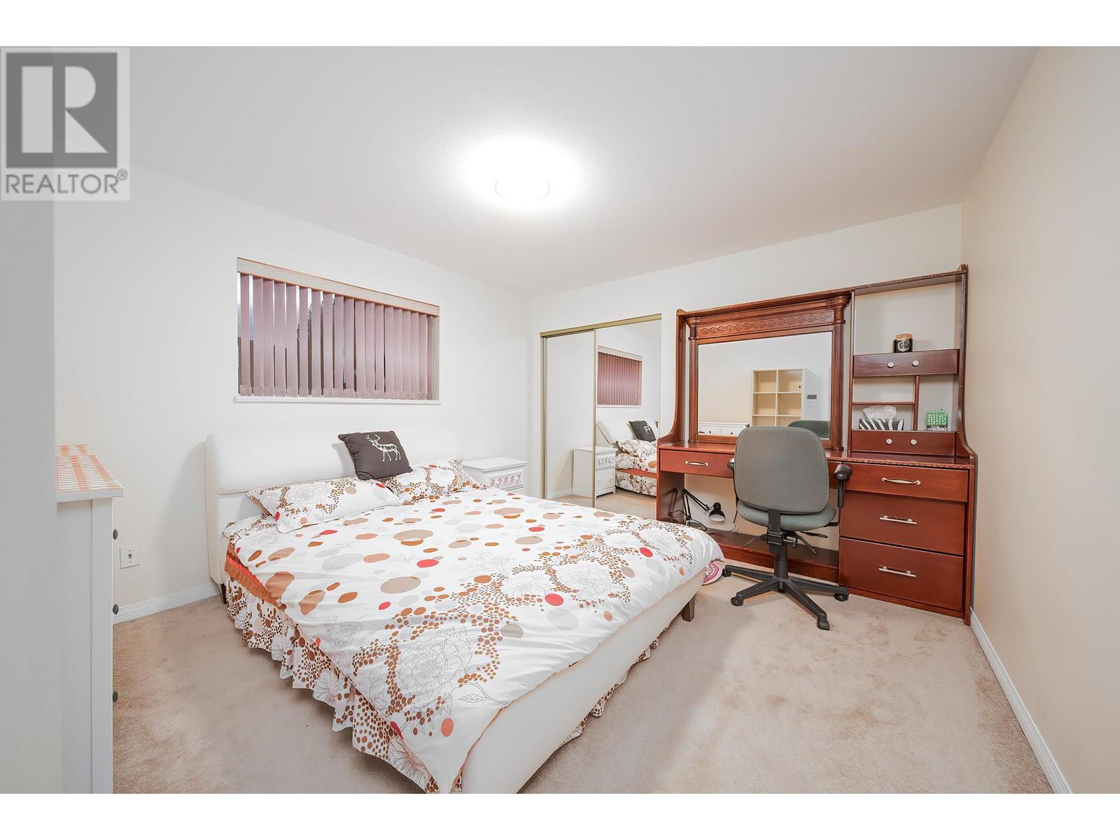8030 11th Avenue, Burnaby, British Columbia  V3N 2N7 - Photo 13 - R2974354