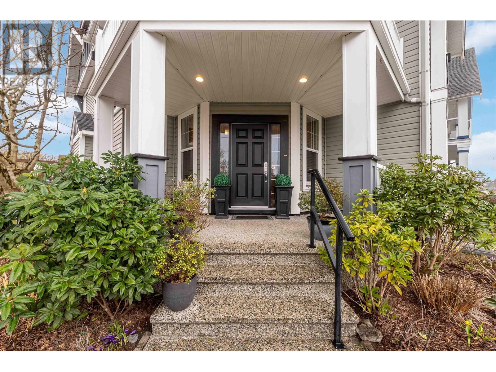 11151 Carter Close, Pitt Meadows, British Columbia  V3Y 0B4 - Photo 2 - R2974005