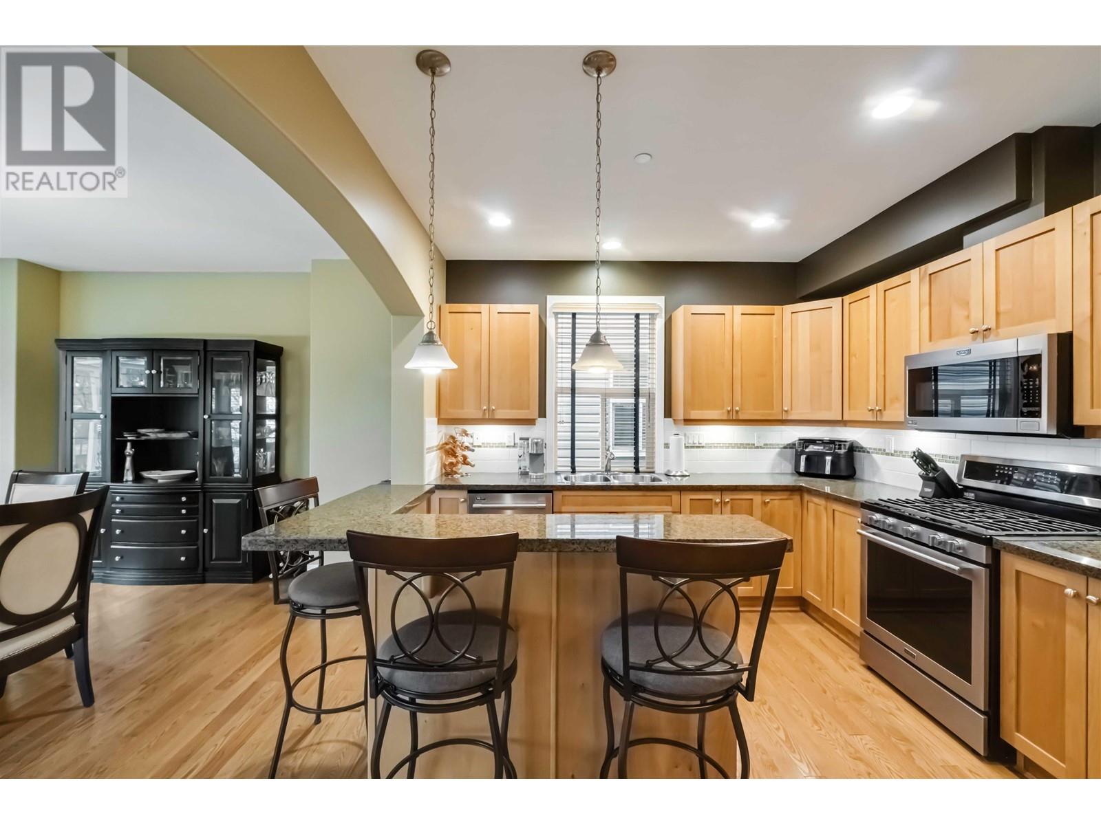 11151 Carter Close, Pitt Meadows, British Columbia  V3Y 0B4 - Photo 6 - R2974005