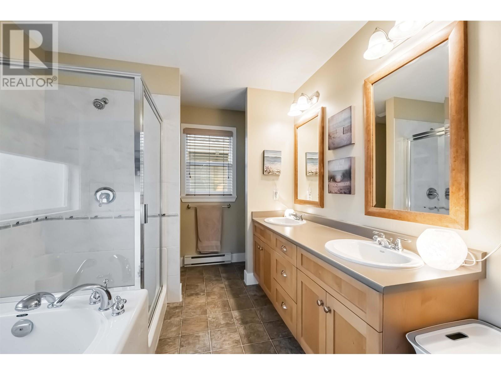 11151 Carter Close, Pitt Meadows, British Columbia  V3Y 0B4 - Photo 21 - R2974005