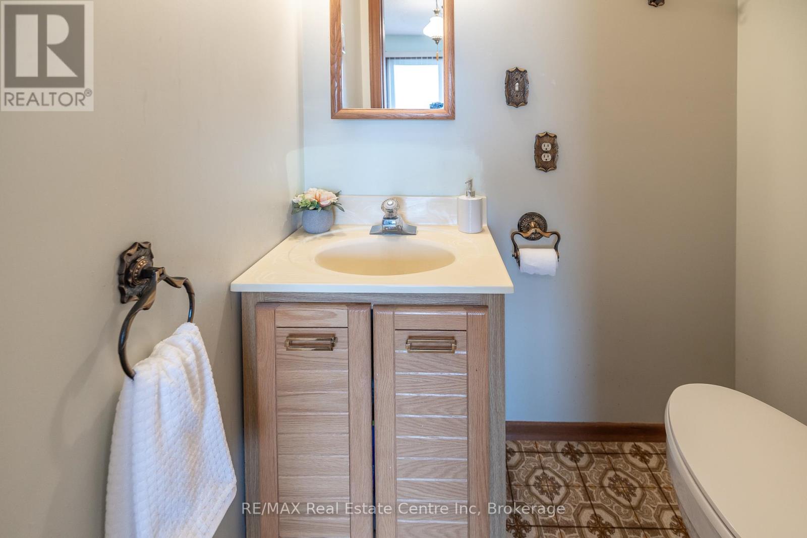 7147 Wellinton Rd #124 Road, Guelph/eramosa, Ontario  N1H 6J3 - Photo 25 - X12003463