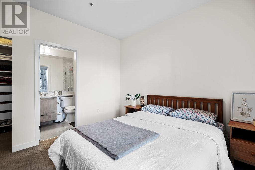 301 7169 14th Avenue, Burnaby, British Columbia  V3N 0H6 - Photo 23 - R2974209