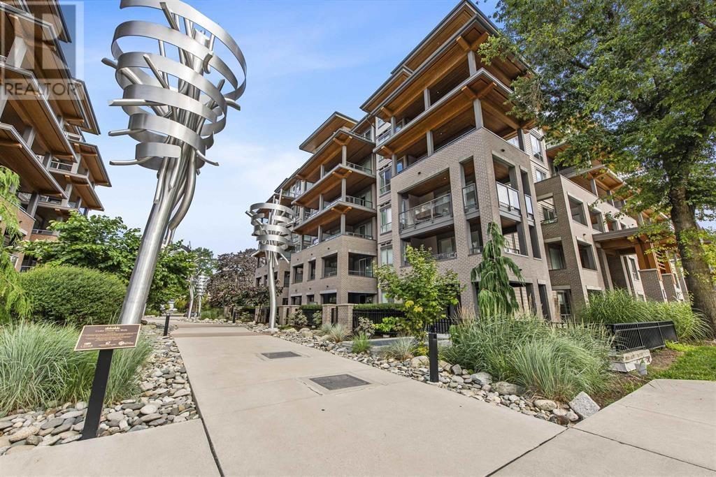 301 7169 14th Avenue, Burnaby, British Columbia  V3N 0H6 - Photo 34 - R2974209