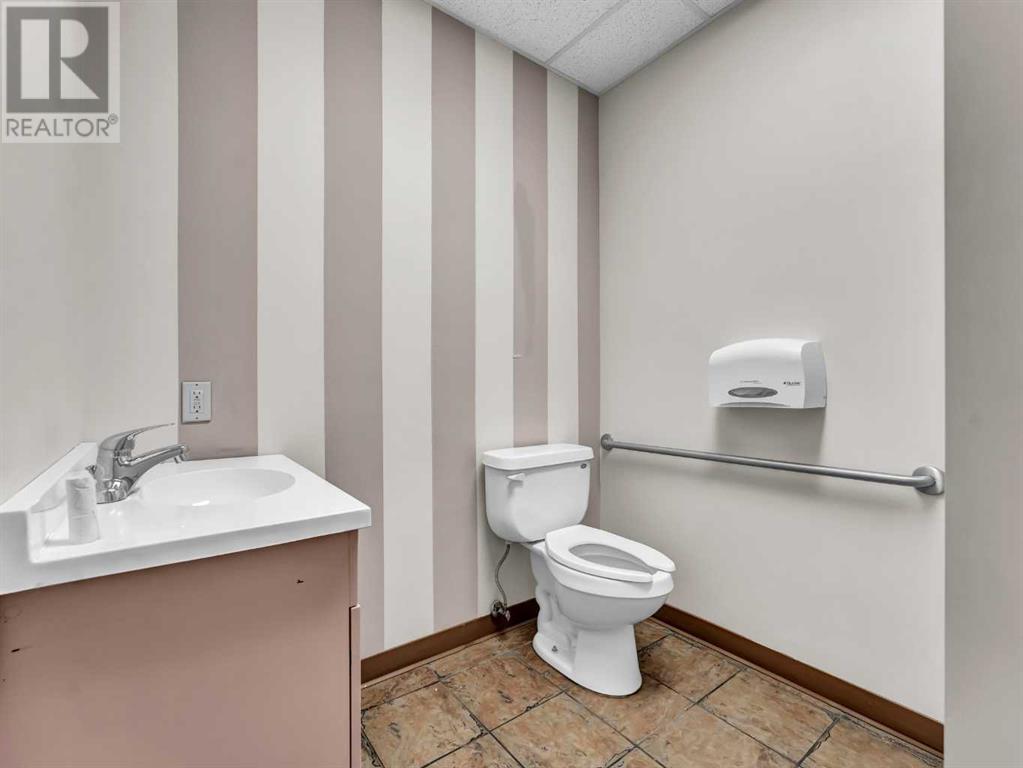 24 3 Street Ne, Medicine Hat, Alberta  T1A 5L8 - Photo 27 - A2185848