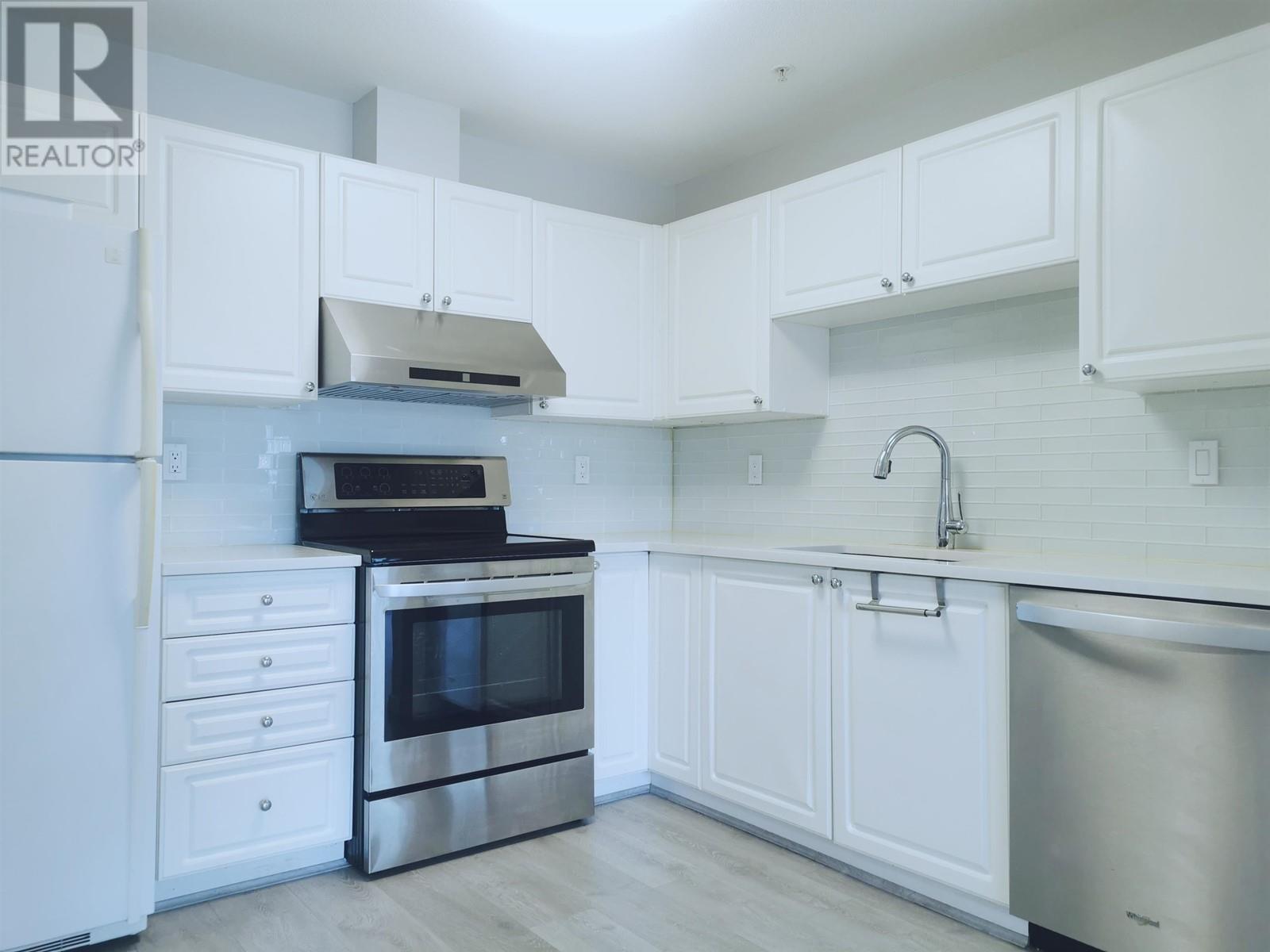 105 519 Twelfth Street, New Westminster, British Columbia  V3M 6V9 - Photo 6 - R2973000
