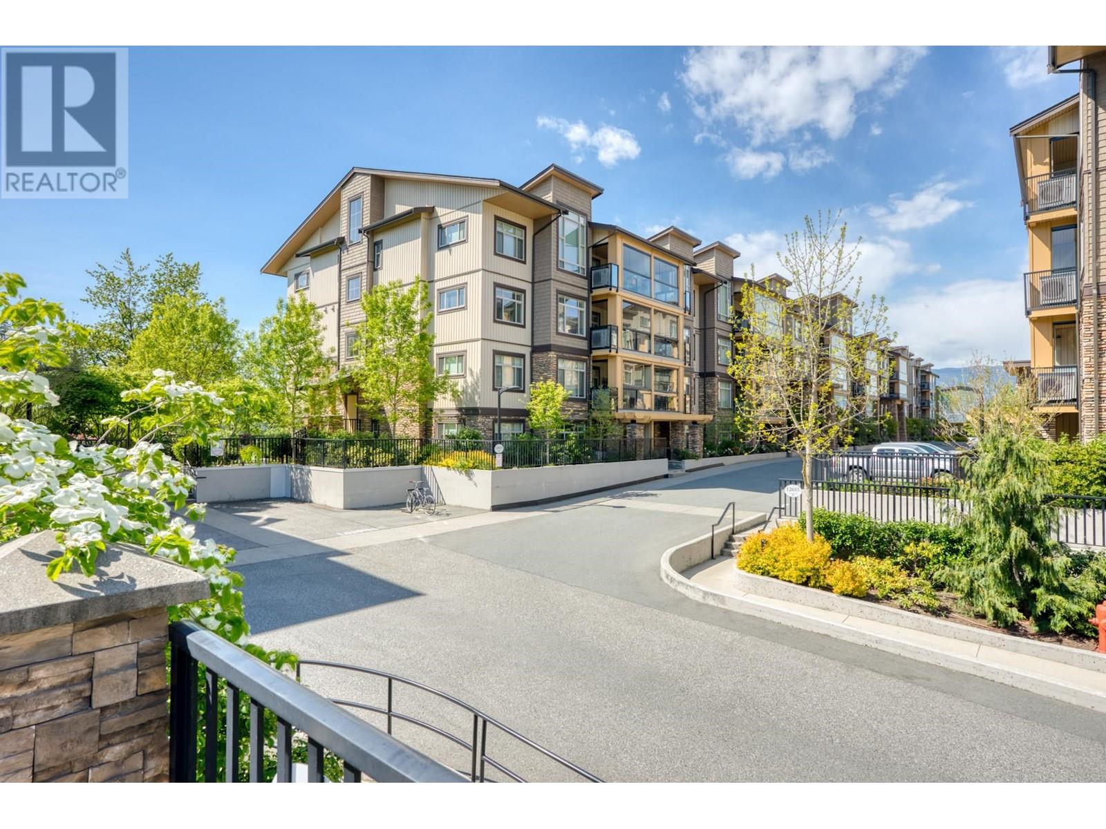 419 12635 190a Street, Pitt Meadows, British Columbia  V3Y 0E8 - Photo 2 - R2973902