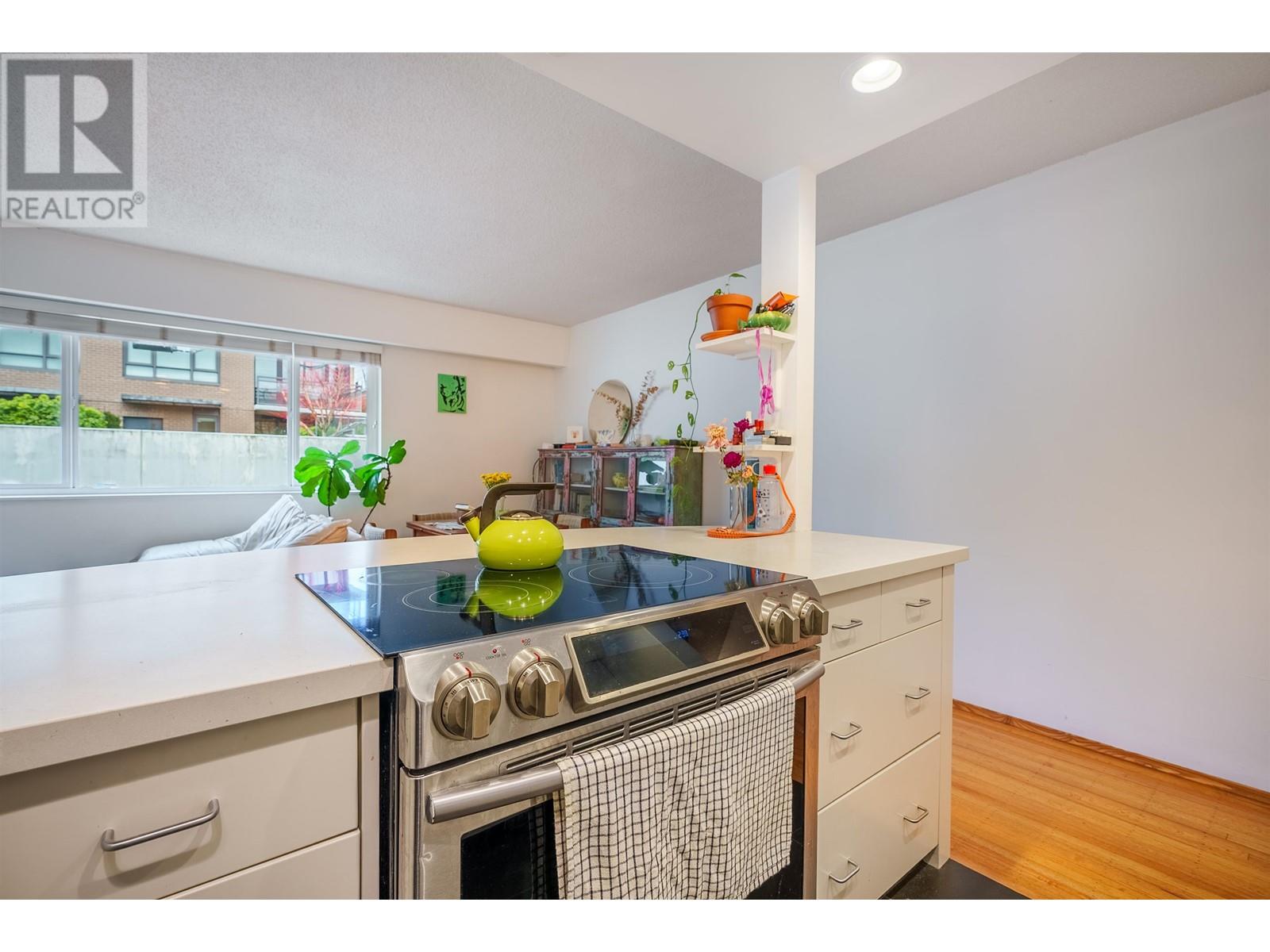 2 1235 W 10th Avenue, Vancouver, British Columbia  V6H 1J5 - Photo 16 - R2974189