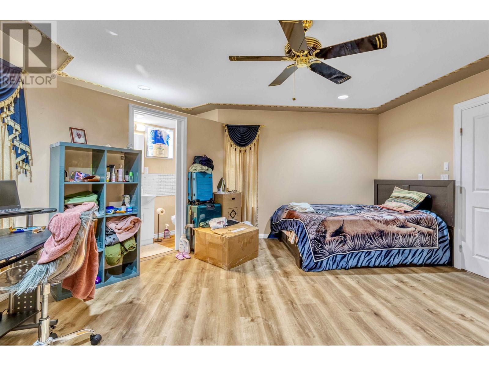 716 Crane Place, New Westminster, British Columbia  V3M 6P5 - Photo 34 - R2971735