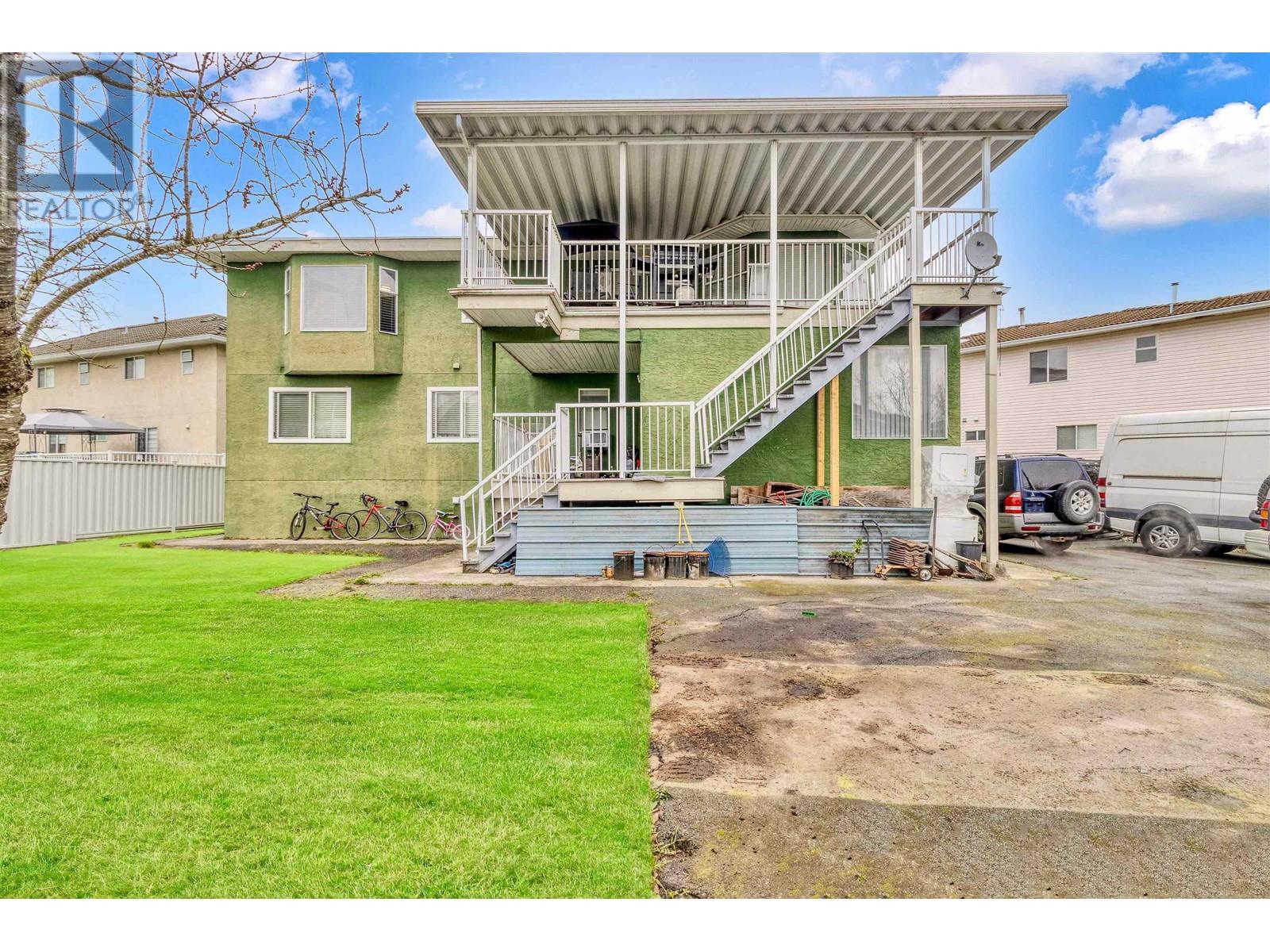 716 Crane Place, New Westminster, British Columbia  V3M 6P5 - Photo 36 - R2971735