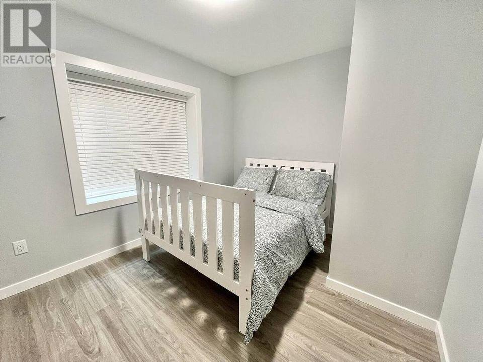 Listing Picture 31 of 33 : 2714 E 56TH AVENUE, Vancouver / 溫哥華 - 魯藝地產 Yvonne Lu Group - MLS Medallion Club Member