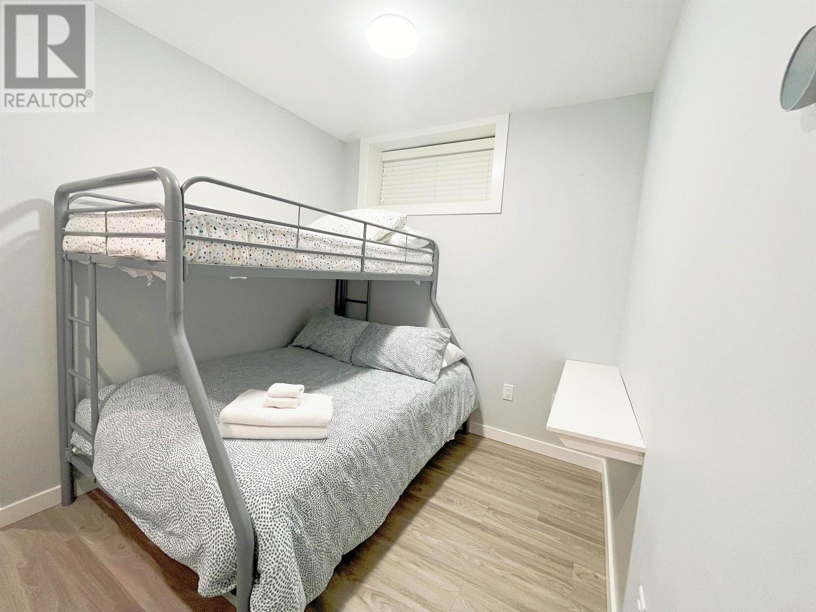 Listing Picture 30 of 33 : 2714 E 56TH AVENUE, Vancouver / 溫哥華 - 魯藝地產 Yvonne Lu Group - MLS Medallion Club Member