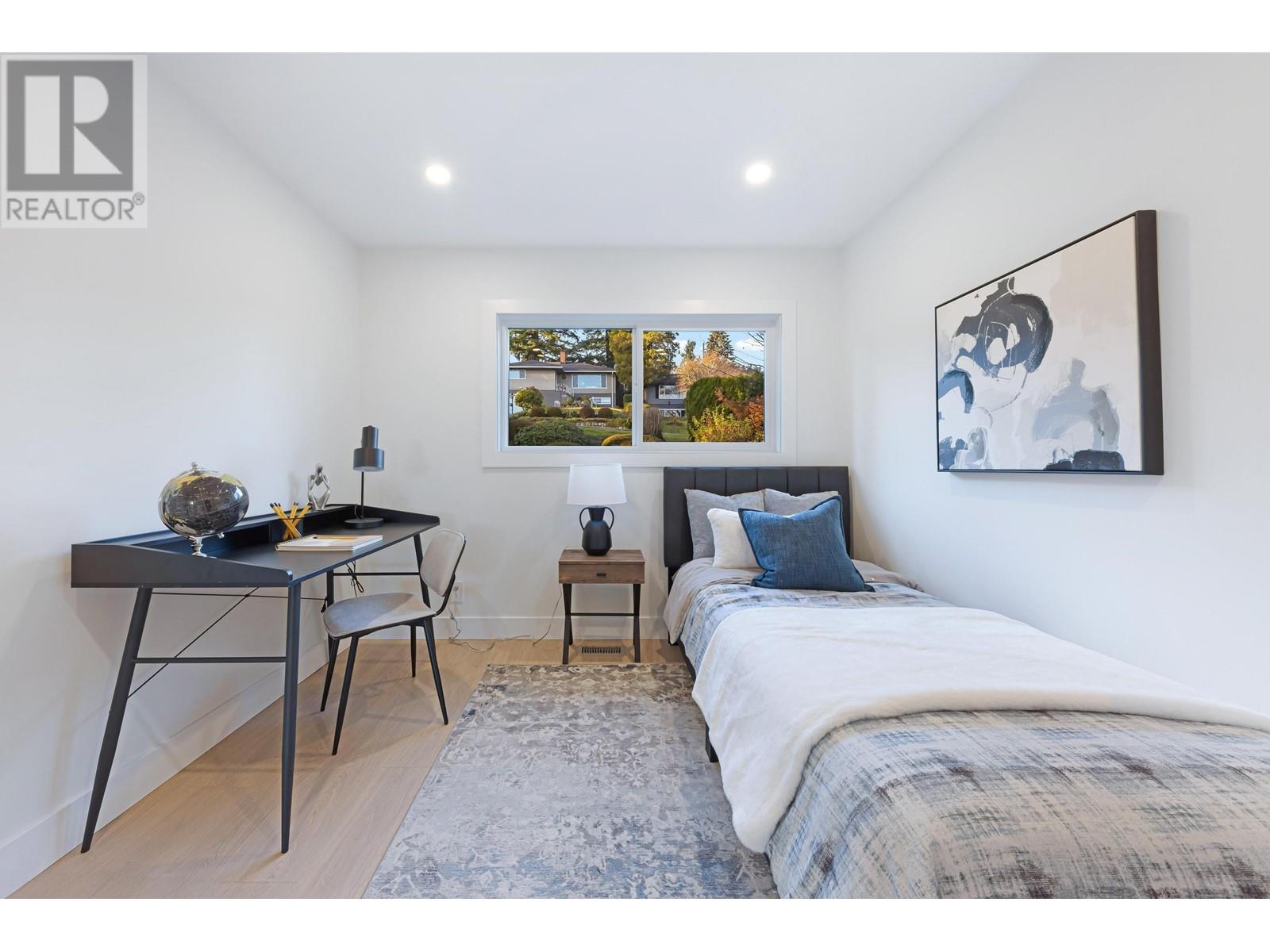 1225 Cloverley Street, North Vancouver, British Columbia  V7L 1N7 - Photo 14 - R2973771