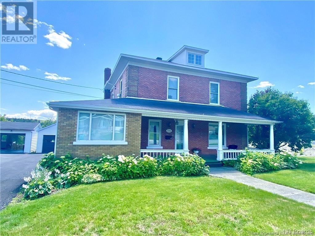 Property at 556 St-Francois Street image 2