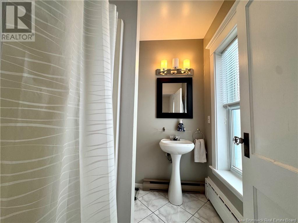 556 St-Francois Street, Edmundston, New Brunswick  E3V 1G8 - Photo 28 - NB113486