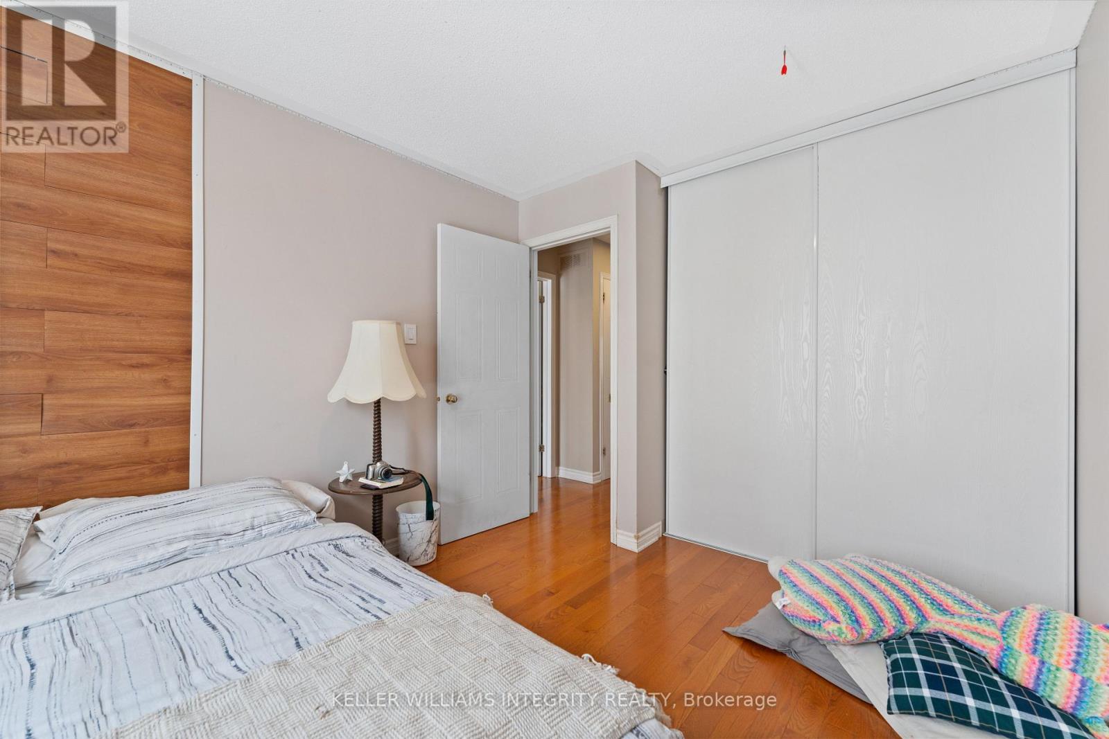 58 Sheppard's Glen Avenue, Ottawa, Ontario  K2M 2M9 - Photo 20 - X12003560