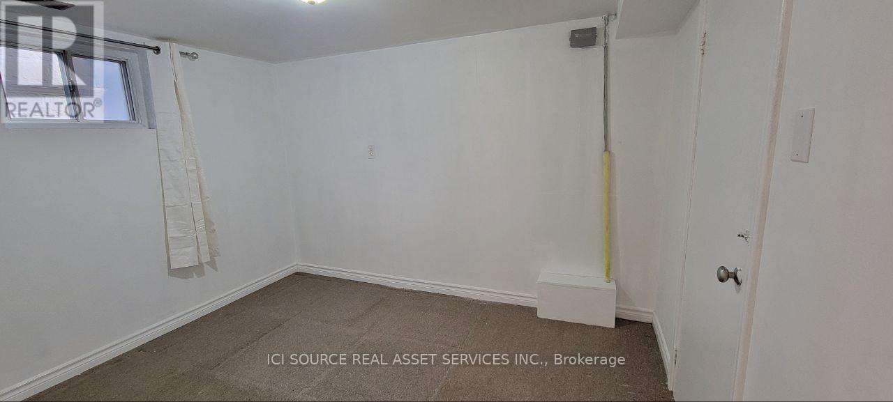 Bsmt - 66 Madawaska Avenue, Toronto (Newtonbrook East), Ontario  M2M 2R3 - Photo 5 - C12003567
