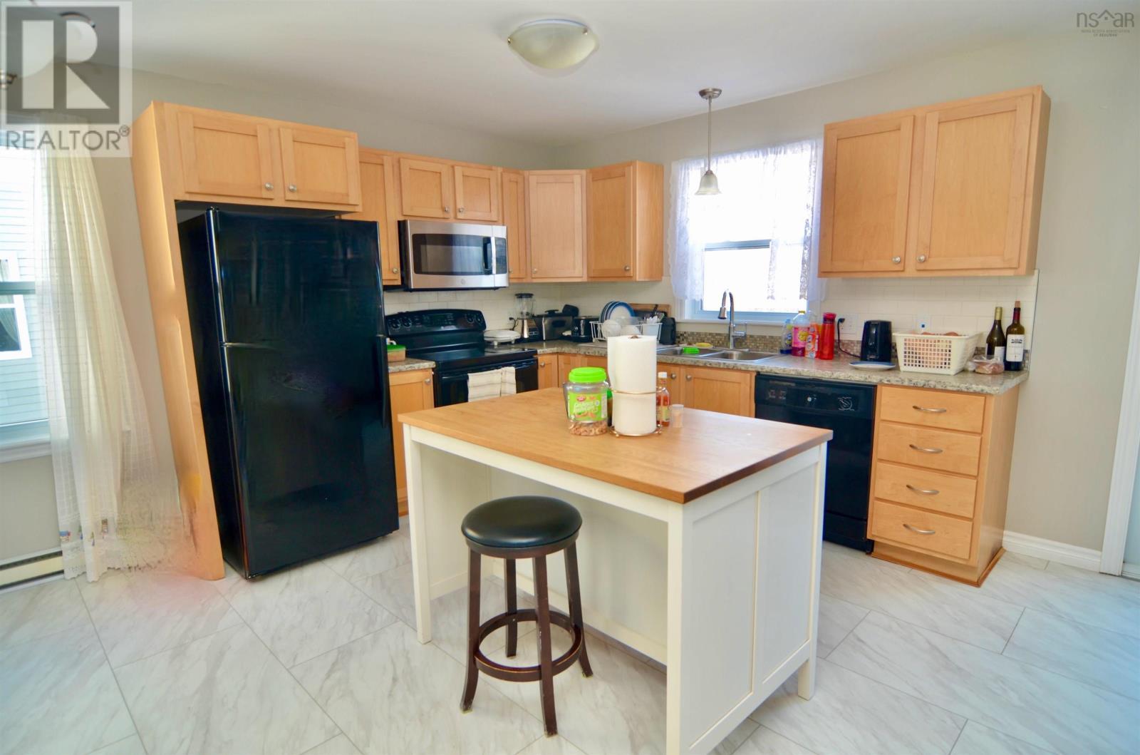 20 Lier Ridge, Halifax, Nova Scotia  B3P 0C7 - Photo 6 - 202504229