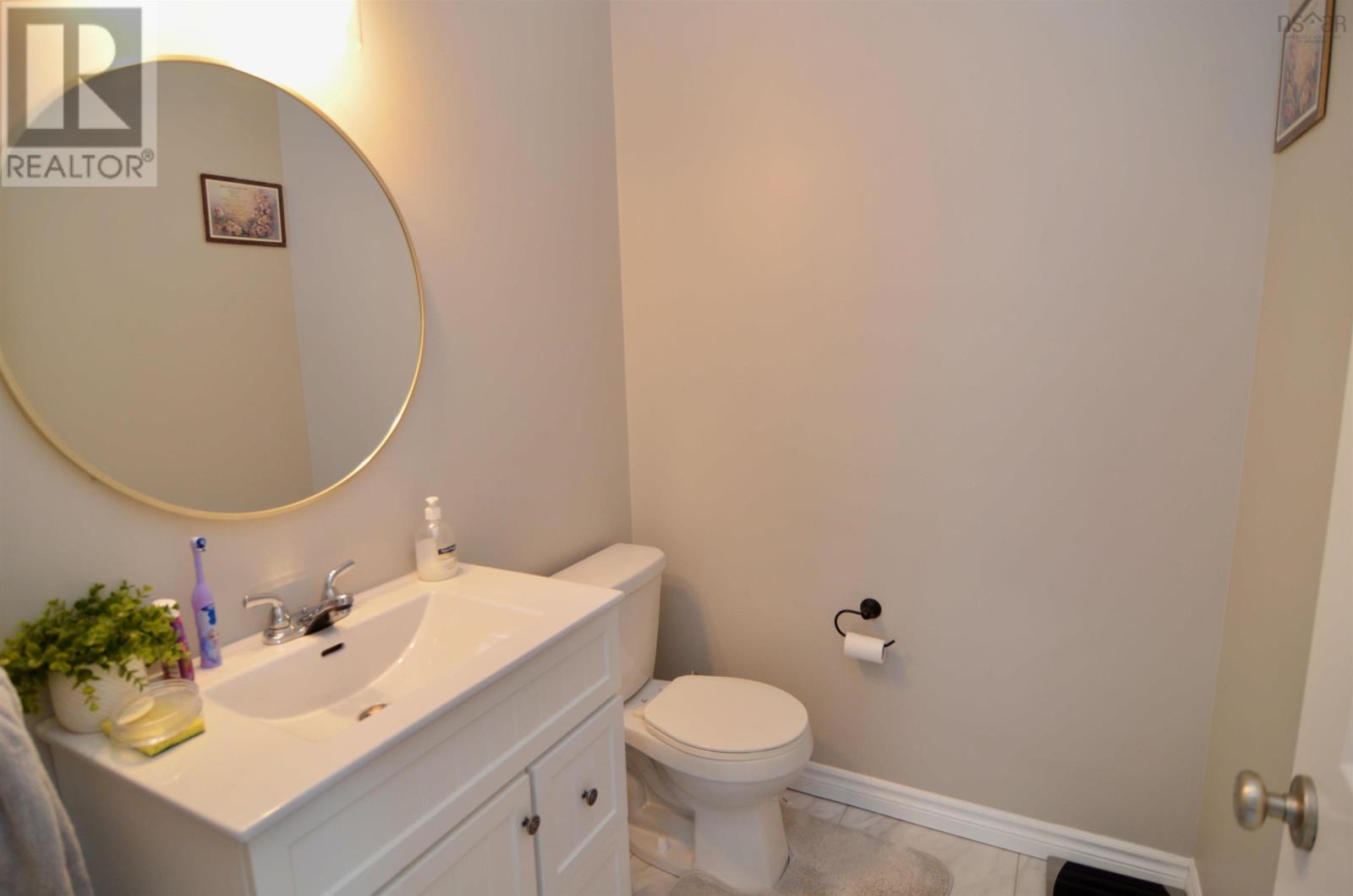 20 Lier Ridge, Halifax, Nova Scotia  B3P 0C7 - Photo 7 - 202504229