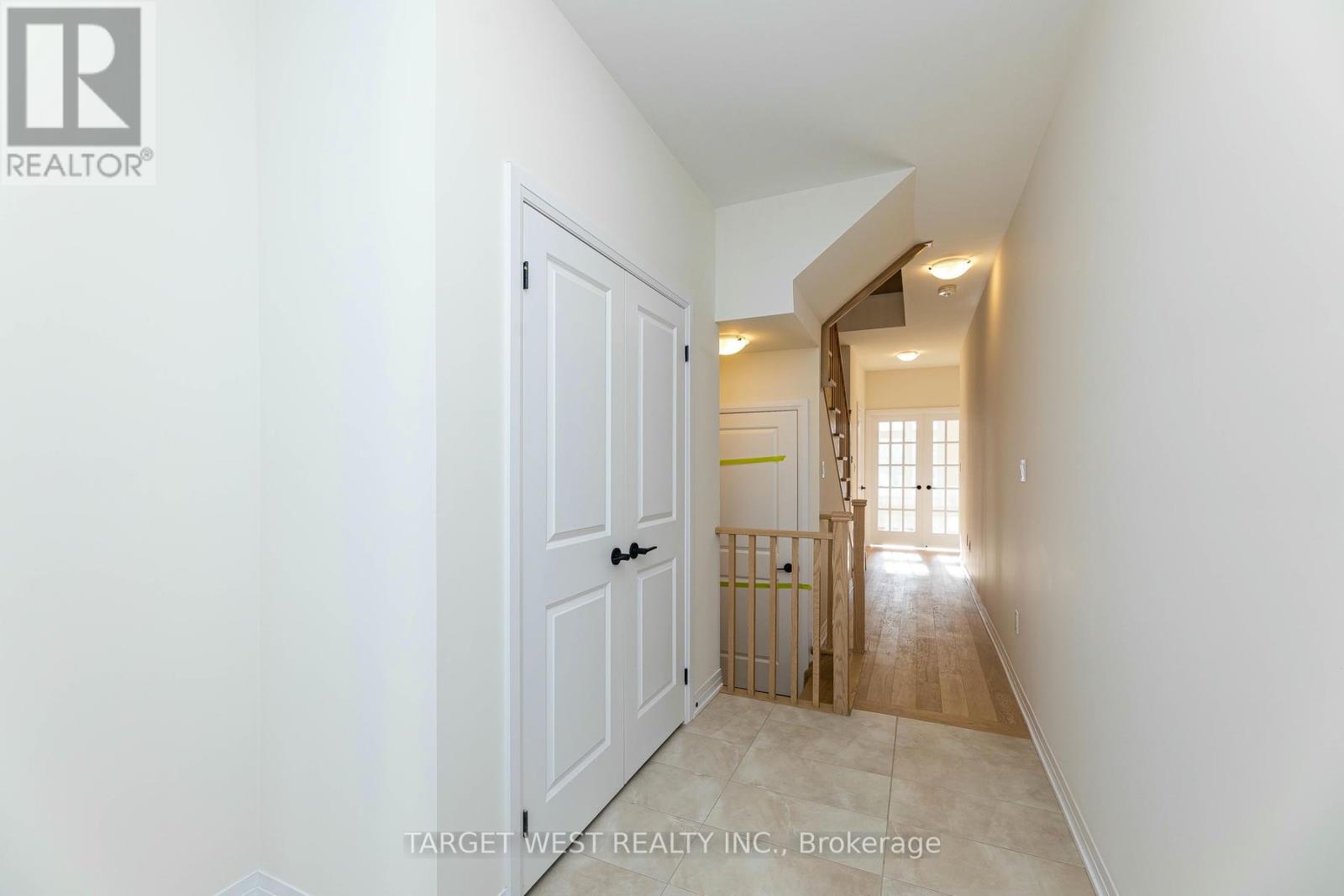 Property at 23 ARCHAMBAULT WAY image 5