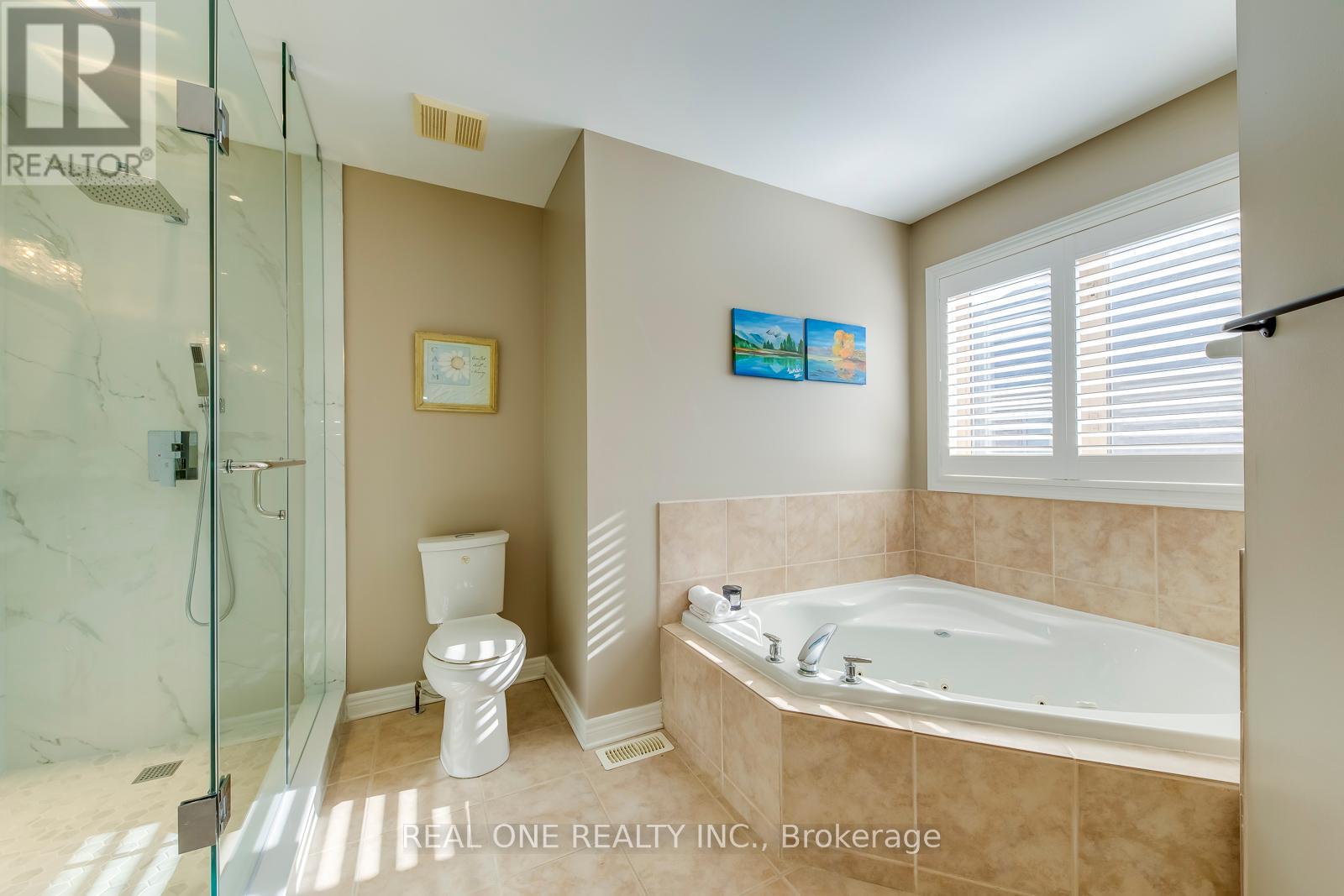 1033 Kestell Boulevard, Oakville, Ontario  L6H 7L7 - Photo 25 - W12003605