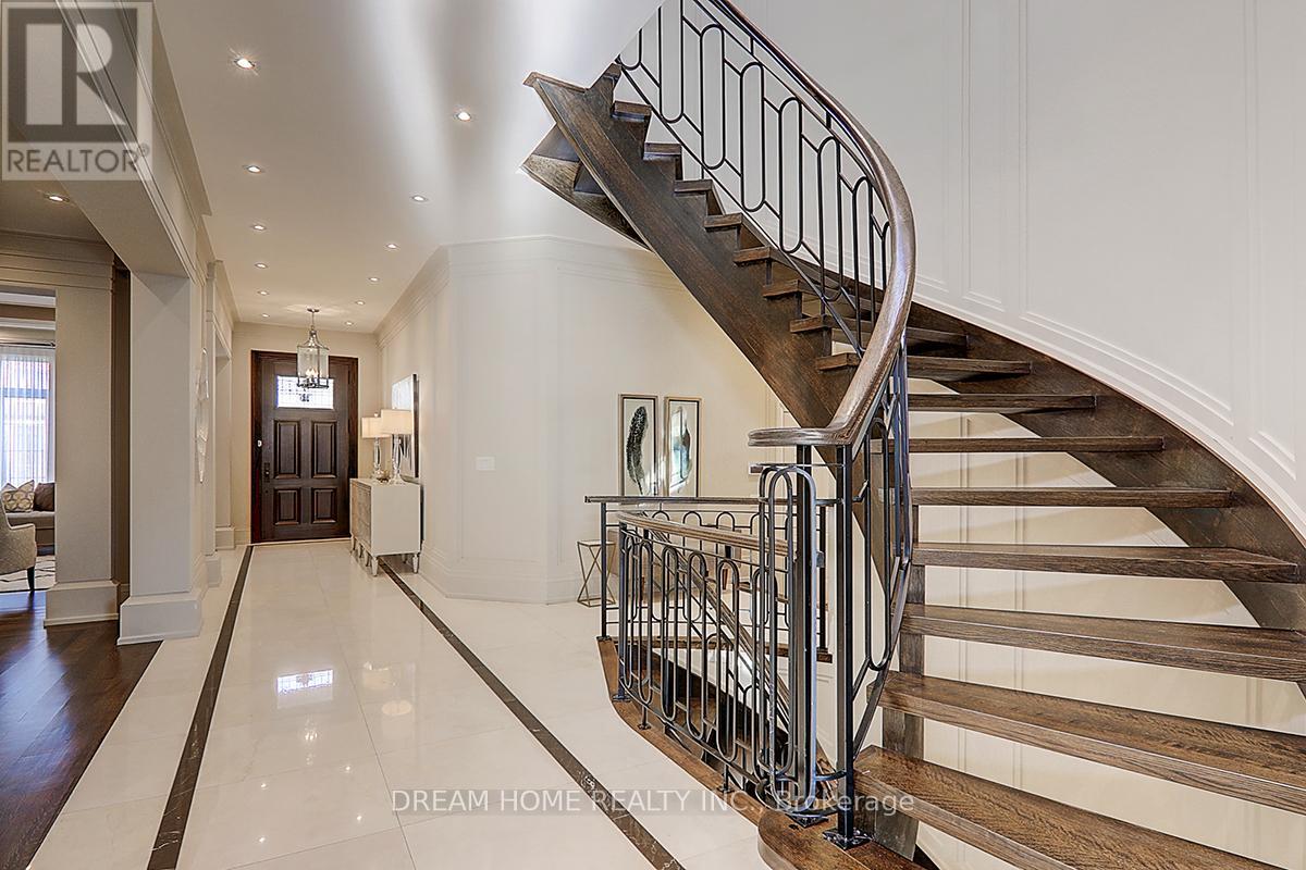 Property at 225 DUNFOREST AVENUE image 3