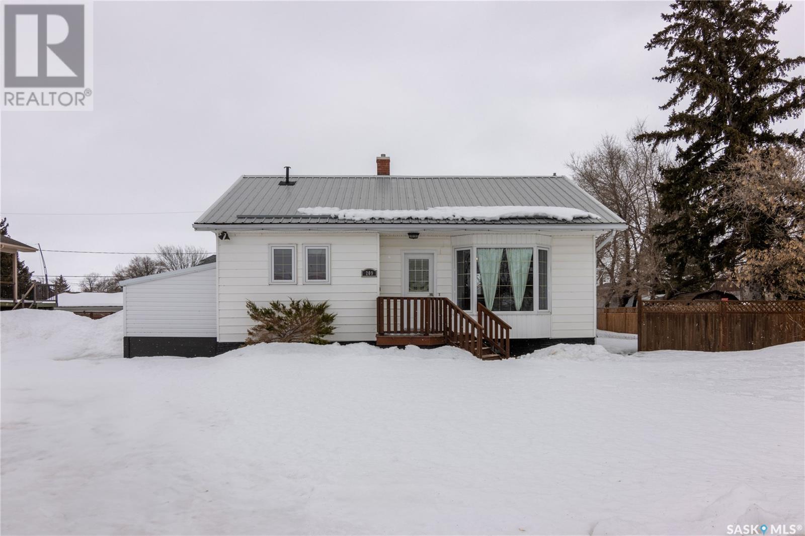 Property at 209 Pelly STREET image 1