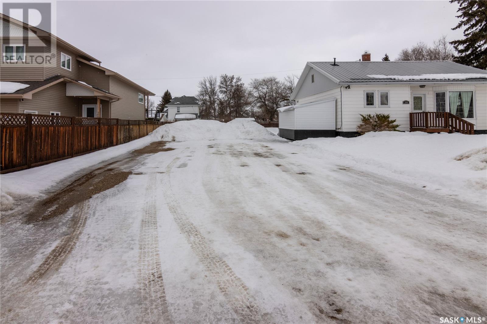 Property at 209 Pelly STREET image 3