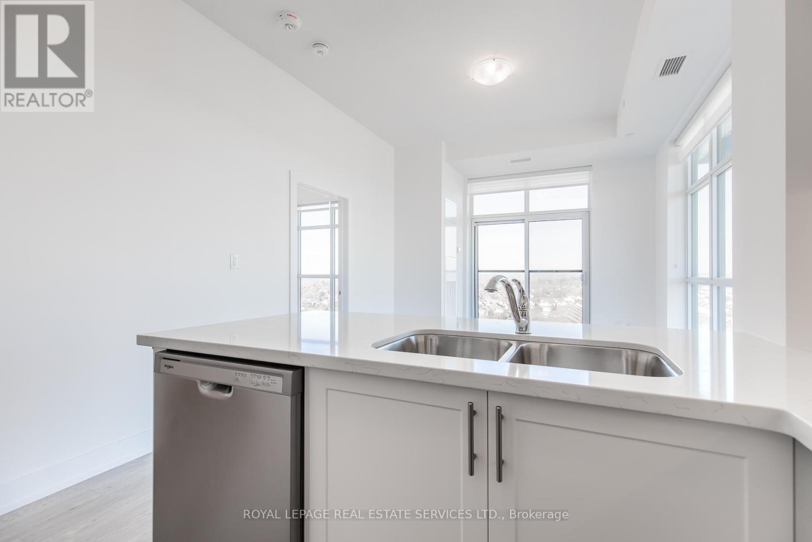 1205 - 460 Dundas Street E, Hamilton, Ontario  L8B 2A5 - Photo 8 - X12003623