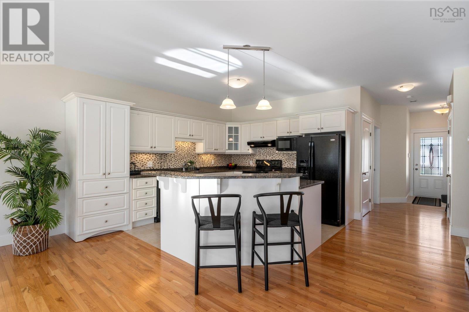 14 Kirkwood Court, Bedford, Nova Scotia  B4A 0A8 - Photo 10 - 202504243